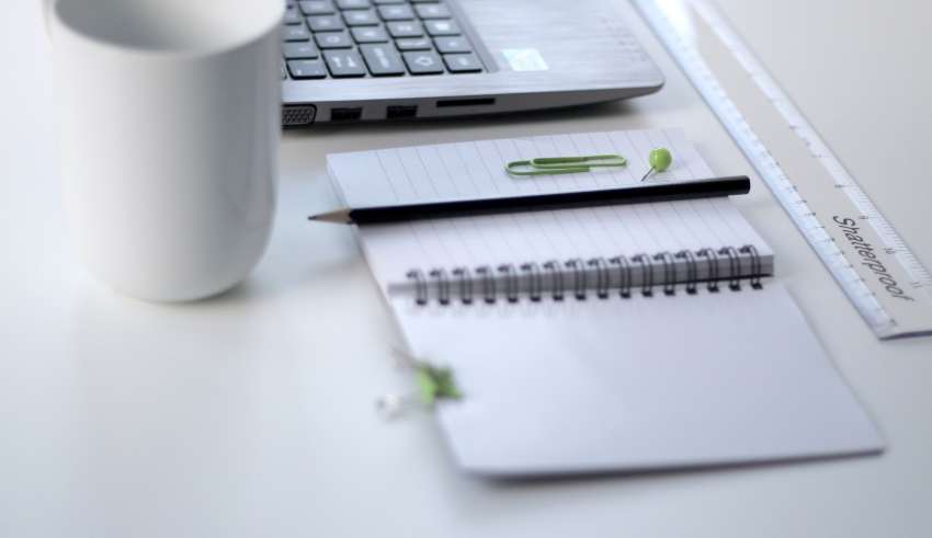 Freelance and amateur writers are welcome