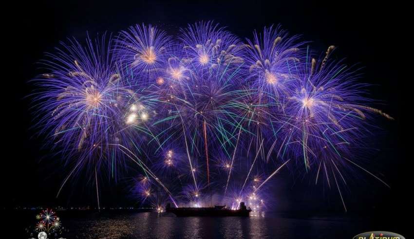 8th Philippine International Pyromusical Competition, Manila, SM Mall of Asia, Valentine's day