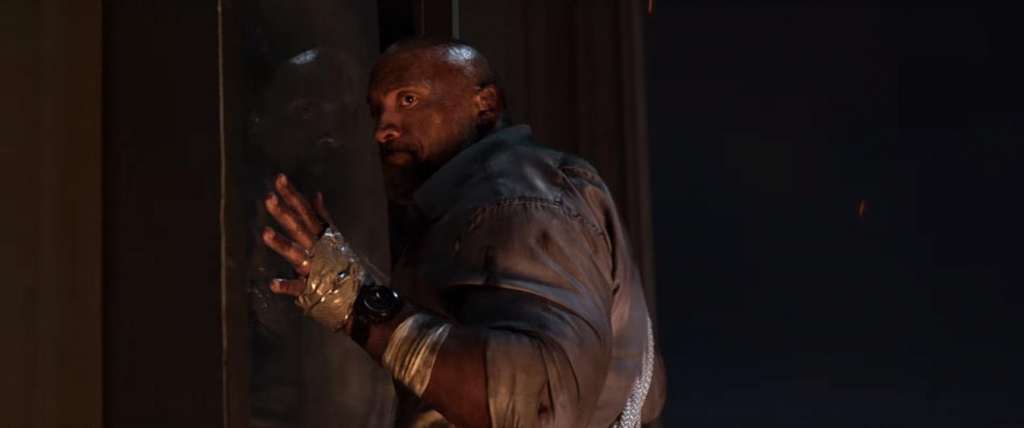 Dwayne Johnson in Skyscraper (2018)