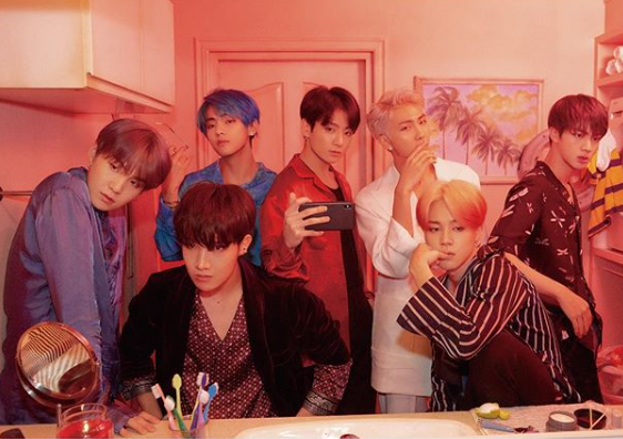 Jin-Suga, J-Hope, RM, Jimin, V, Jungkook